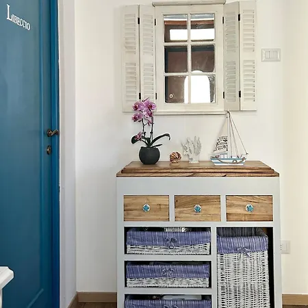 Alojamento de Acomodação e Pequeno-almoço Libeccio *